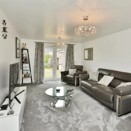 Image 2 - Lundy Walk, Bletchley, MK3 5FH, United Kingdom - House for sale