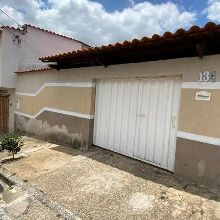 Buy this 3 bed house on Rua Santa Matilde in Ibirité - MG, 30672-200
