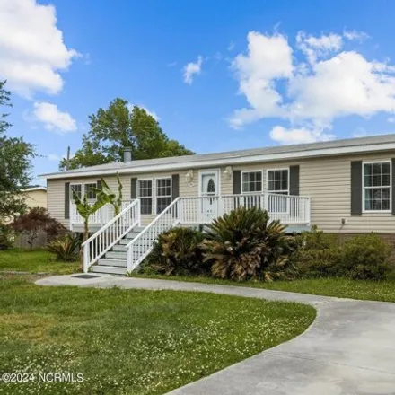Buy this 2 bed house on 283 Hilltop Road in Hilltop Acres, Carteret County