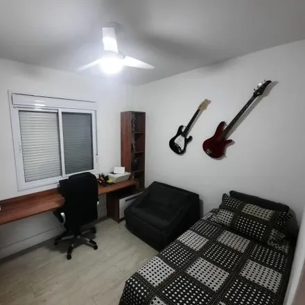 Buy this 2 bed apartment on Avenida Professora Maria do Carmo Guimarães Pellegrini in Vila Alvorada, Jundiaí - SP