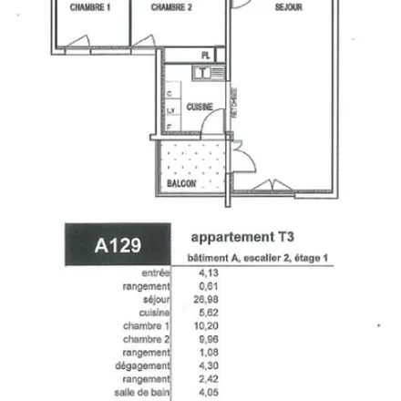 Rent this 3 bed apartment on 96 Rue Ferdinand David in 47000 Agen, France