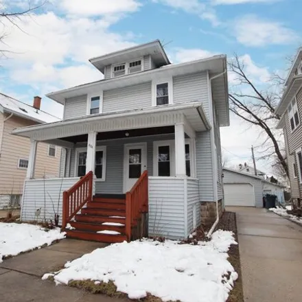 Buy this 3 bed house on 434 Sherman Street in Fond du Lac, WI 54935