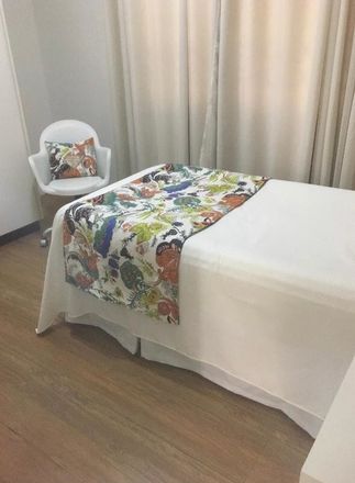 Rent this 6 bed room on R. Revoar das Gaivotas - Campeche in Florianópolis - SC, Brasil