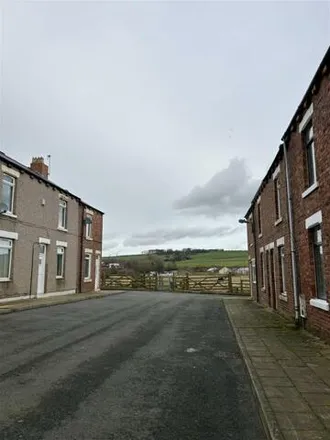Image 7 - unnamed road, Eldon Lane, DL14 8ST, United Kingdom - Townhouse for sale