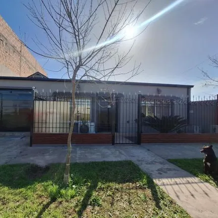 Buy this 3 bed house on Bulevar de las Palmeras in Partido de Campana, 2804 Buenos Aires