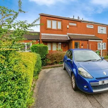 Buy this 3 bed townhouse on Dyson Close in Darlaston, WS2 0LQ