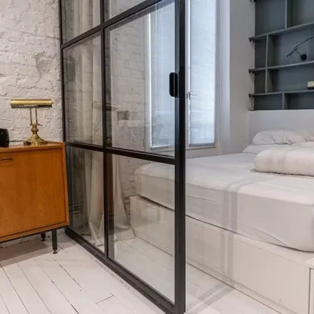 Image 9 - 13bis Rue Custine, 75018 Paris, France - Apartment for rent