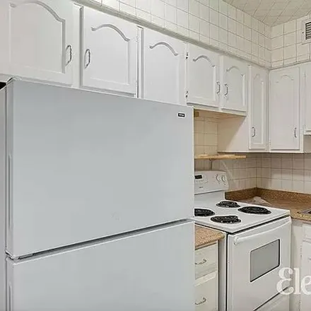 Image 4 - 217 East 60th Street, New York, NY 10065, USA - Townhouse for rent