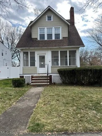 Buy this 3 bed house on 1105 Erieview Road in Cleveland Heights, OH 44121