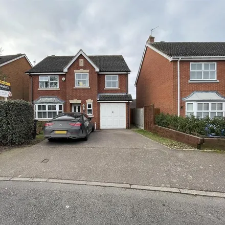 Image 1 - Maple Leaf Drive, Coleshill Heath, B37 7GH, United Kingdom - House for rent