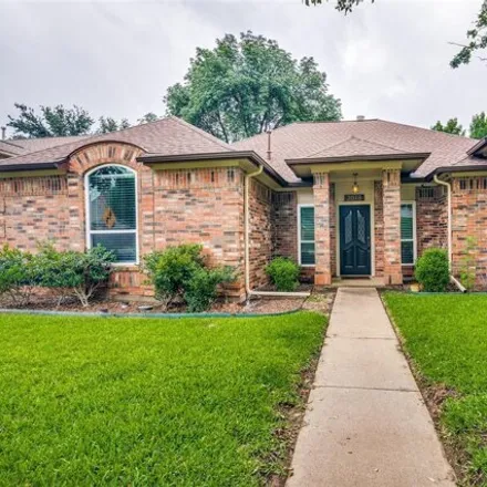 Rent this 3 bed house on 2018 E Branch Hollow Dr in Carrollton, Texas