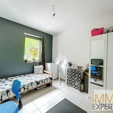 Image 7 - Rue de l'Île Dossai, 5300 Andenne, Belgium - Apartment for rent