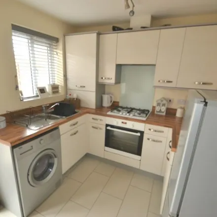 Rent this 2 bed townhouse on Silverdale Close in Church Aston, TF10 9FA