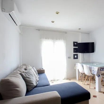 Rent this 3 bed apartment on Carrer de Joan Mercader in 38, 46011 Valencia