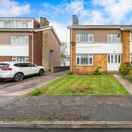 Buy this 3 bed duplex on Minehead Avenue in Sully, CF64 5TL