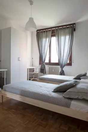 Image 3 - Via Ferruccio Parri, 20152 Milan MI, Italy - Room for rent