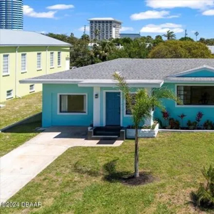 Buy this 3 bed house on 2721 South Peninsula Drive in Daytona Beach, FL 32118