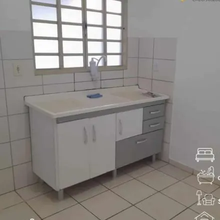 Buy this 2 bed house on Rua Santa Catarina in Água Branca, Avaré - SP