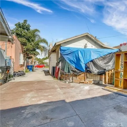 Image 9 - 452 West Gage Avenue, Los Angeles, CA 90003, USA - House for sale