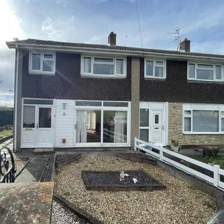 Buy this 3 bed house on Longfellow Road in Caldicot, NP26 4JN