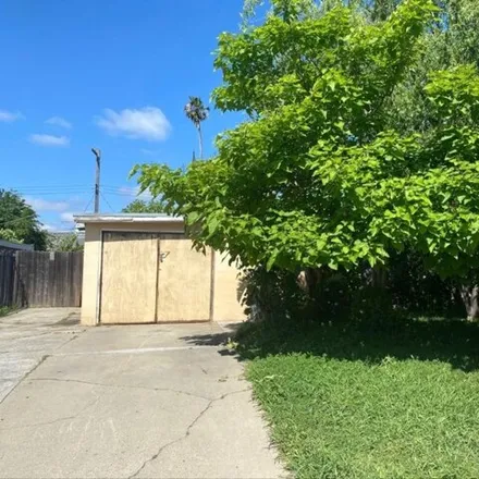 Buy this 3 bed house on 5972 Mendocino Boulevard in Sacramento County, CA 95824