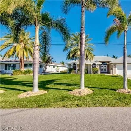 Image 1 - 1927 Southeast 32nd Terrace, Cape Coral, FL 33904, USA - House for sale