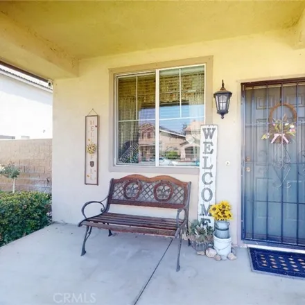 Image 8 - 7647 Bear Creek Drive, Fontana, CA 92336, USA - House for sale