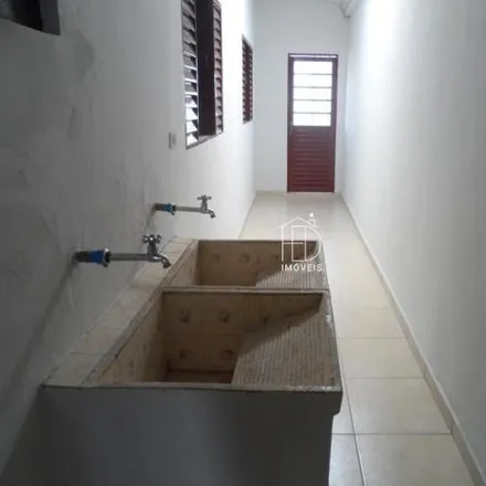 Rent this 2 bed house on Rua do Alumínio in Mollon, Santa Bárbara d'Oeste - SP