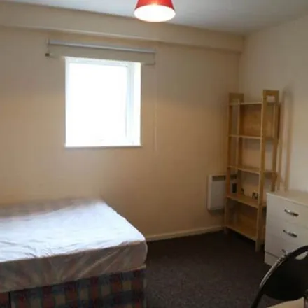 Rent this 3 bed apartment on Melbourne Street in Newcastle upon Tyne, NE1 2JB
