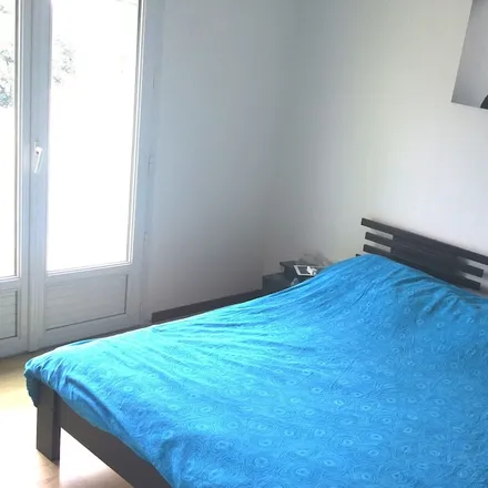 Rent this 5 bed house on Rue du Roussillon in 34170 Castelnau-le-Lez, France