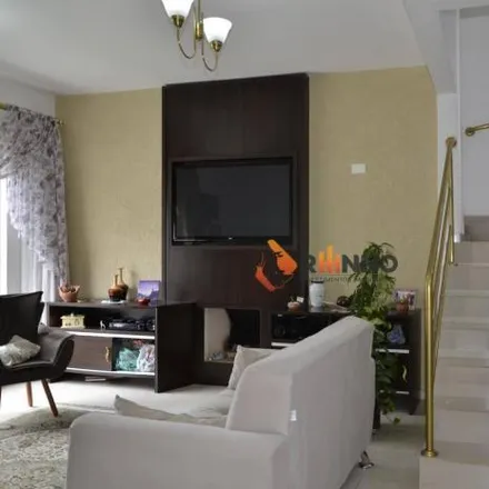 Buy this 3 bed house on Rua Theodoro Makiolka 1723 in Santa Cândida, Curitiba - PR