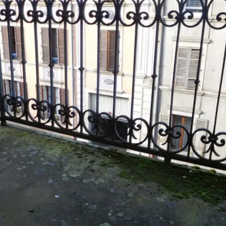 Image 2 - 6 Rue de la Porte de France, 90000 Belfort, France - Apartment for rent