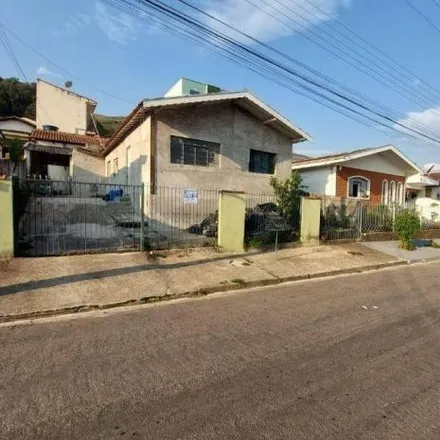 Image 2 - Rua Vinte e Um de Abril, Parque Industrial Elyseu Angelo Togni, Poços de Caldas - MG, 37704-356, Brazil - House for sale
