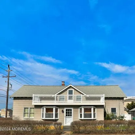 Buy this 4 bed house on 19 East 63rd Street Goldsborough Avenue in Long Beach Township, Ocean County