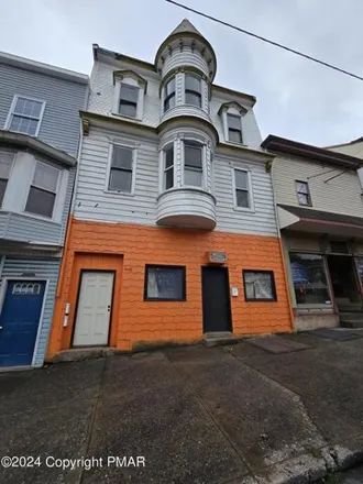 Buy this studio house on 1043 Middle Street in Ashland, PA 17921
