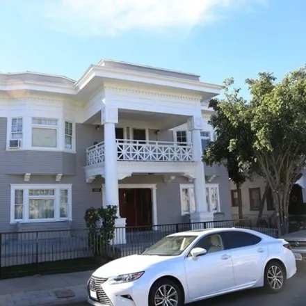 Buy this 5 bed house on 1340 West 17th Street in Los Angeles, CA 90006