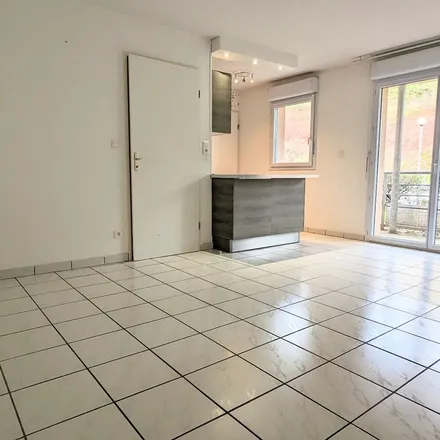 Rent this 2 bed apartment on 10 Rue des Chênes Verts in 12850 Rodez, France