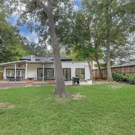Image 2 - 11026 Cranbrook Road, Houston, TX 77042, USA - House for sale