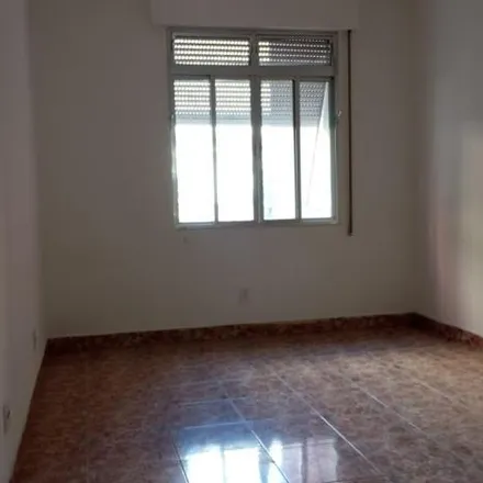 Rent this studio apartment on Rua Santa Isabel 62 in Vila Buarque, São Paulo - SP