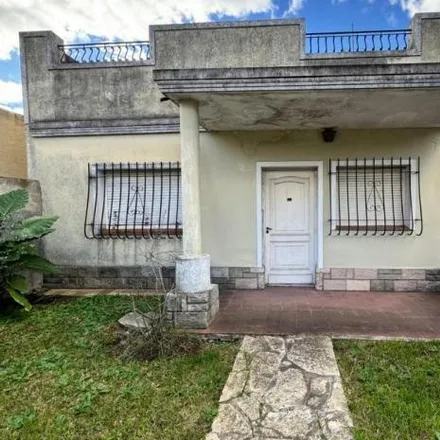 Buy this 2 bed house on Guardería in Avenida Presidente Juan Domingo Perón, Partido de Merlo