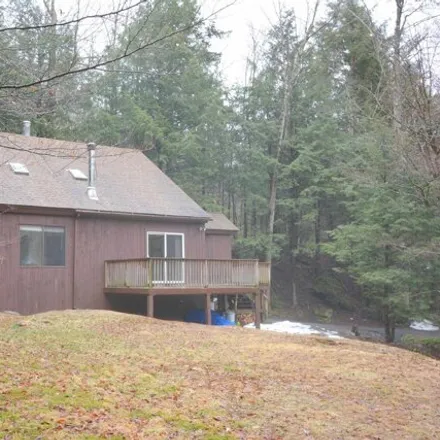 Buy this 3 bed house on 5 Catamount Road in Grafton County, NH 03748