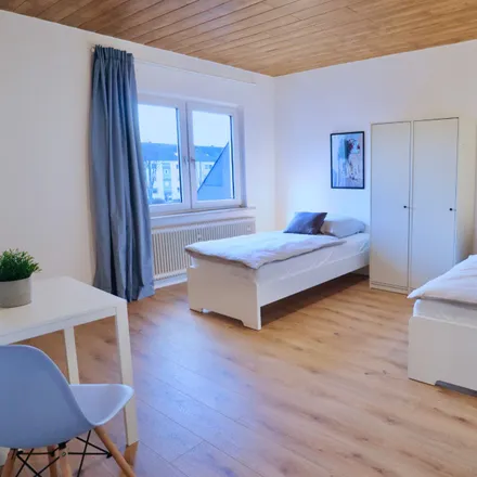 Rent this 4 bed apartment on Alemannenstraße 19 in 45888 Gelsenkirchen, Germany