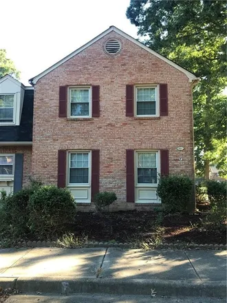 Rent this 3 bed townhouse on 369 Circuit Lane in Courthouse Green, Newport News