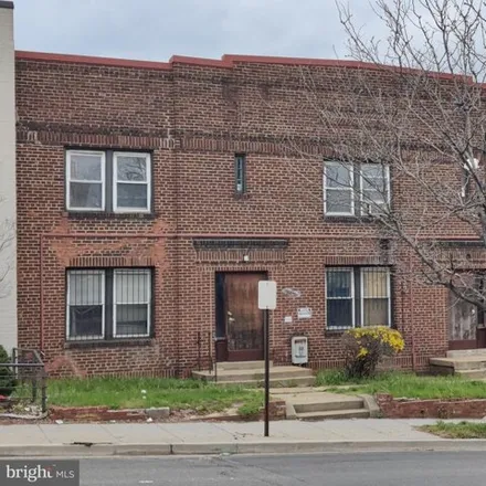Buy this 18 bed house on 1140-1142 17th St Ne in Washington, District of Columbia