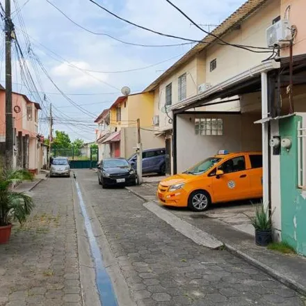 Buy this 4 bed house on Yanzatza in 090203, Guayaquil