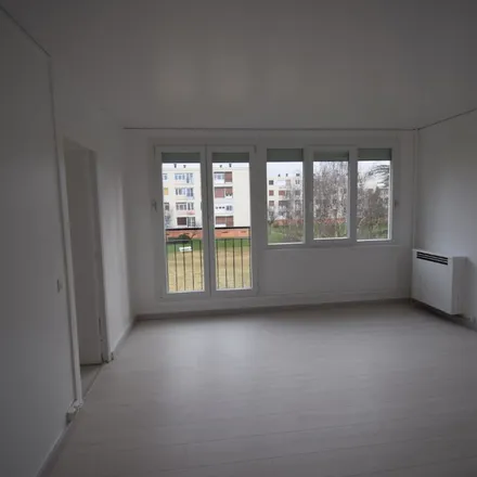 Rent this 4 bed apartment on 10 Rue du Maréchal Leclerc in 76410 Saint-Aubin-lès-Elbeuf, France