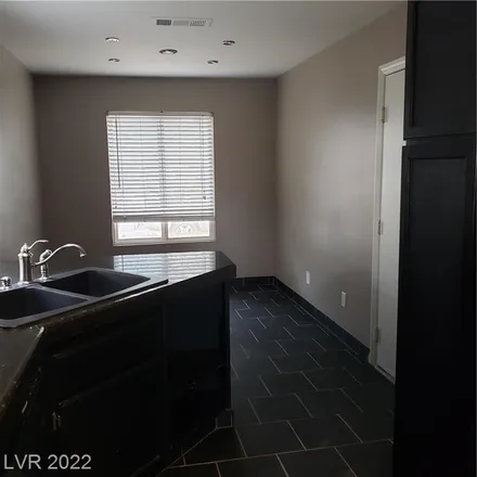 Image 5 - 2043 Glistening Sands Drive, Paradise, NV 89119, USA - House for rent