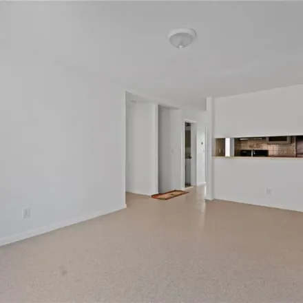 Image 4 - 1469 Hoe Avenue, New York, NY 10460, USA - Apartment for rent