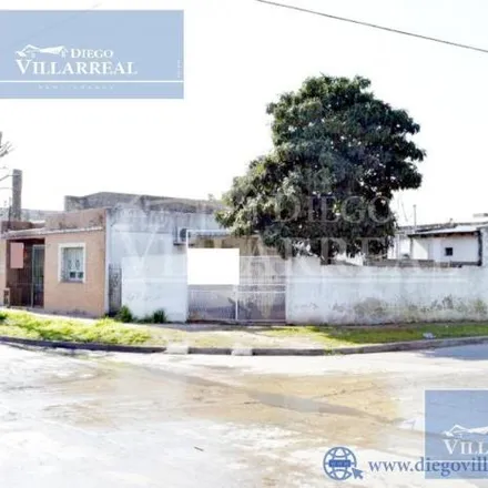 Buy this 3 bed house on Rolland in Partido de Hurlingham, 1688 Hurlingham