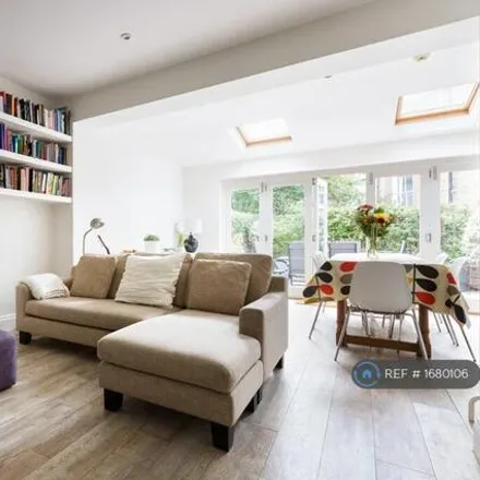 Rent this 4 bed townhouse on 4 Tadmor Street in London, W12 8AB